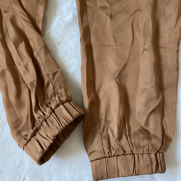✅NWT Young fabulous and broke Satin joggers - Picture 4 of 6
